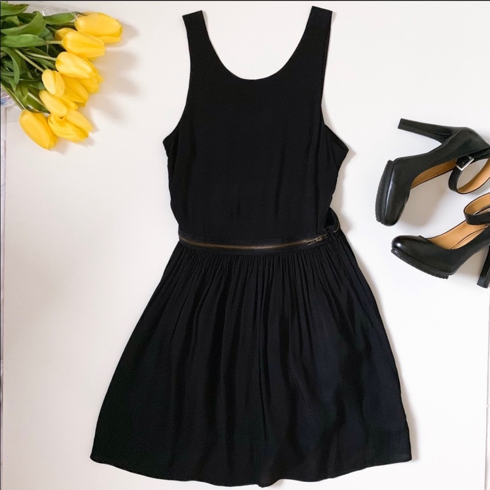 TOPSHOP Black Ladder Back exposed zipper dress
